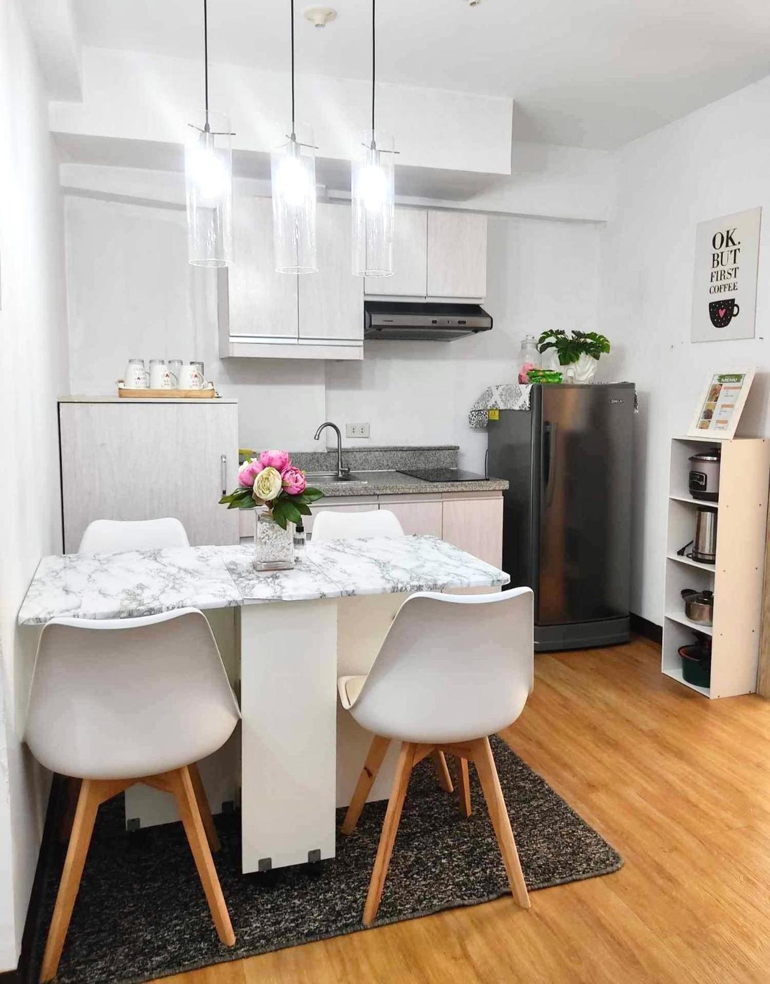 Lancris Residences 2 Bedroom Entire Apartment Near Airport With Pool Paranaque City Buitenkant foto